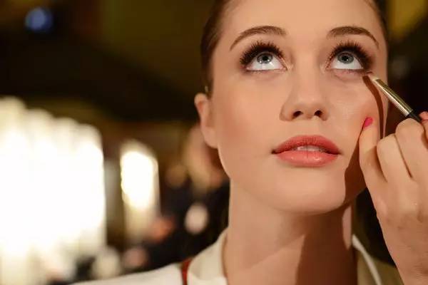 手残党怎么画眼线最简单方便快捷,手残党画眼线最简单的方法内双