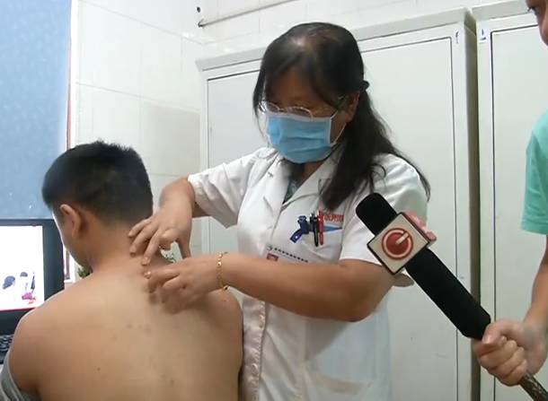 三伏贴能自制吗？孩子能贴吗？选择哪些穴位贴？贵医附院专家为你详细解答