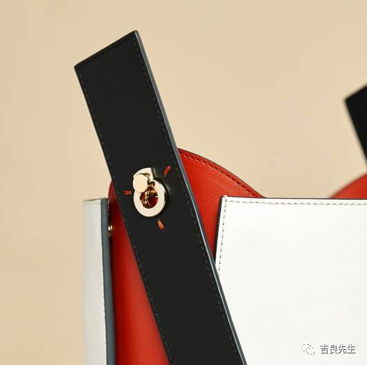 这些包包很是夏天的样子,低调又实用的大牌包包