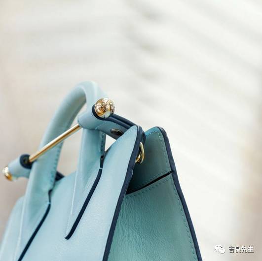 这些包包很是夏天的样子,低调又实用的大牌包包