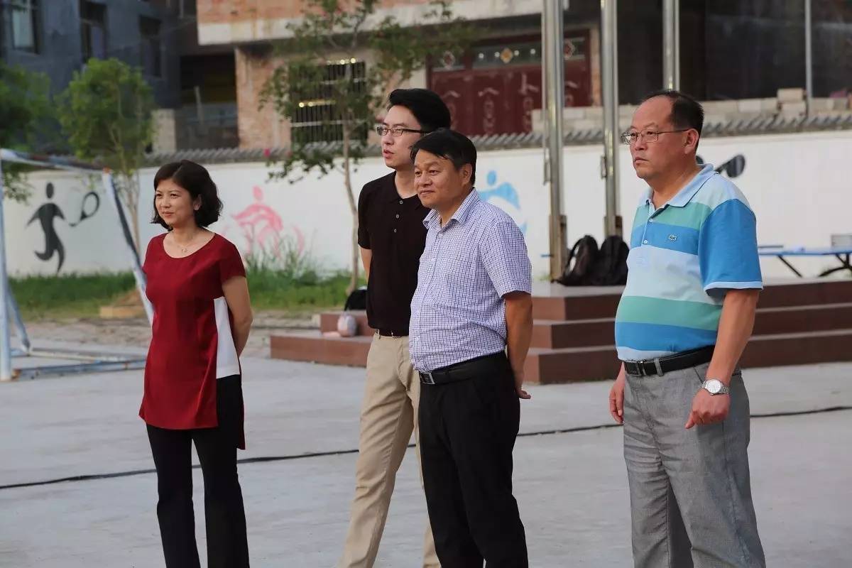 「五运会专栏」县委书记尹德俊带队到训练场为运动健儿加油鼓劲