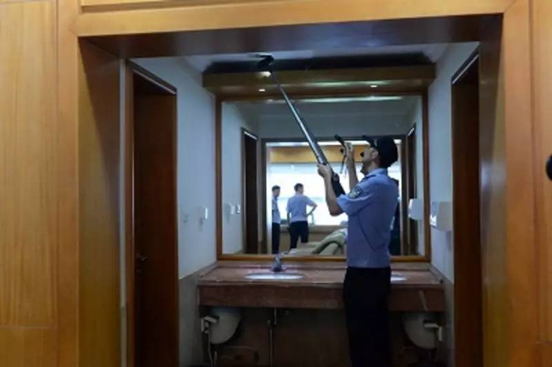 战高温民警,战高温斗酷暑保平安