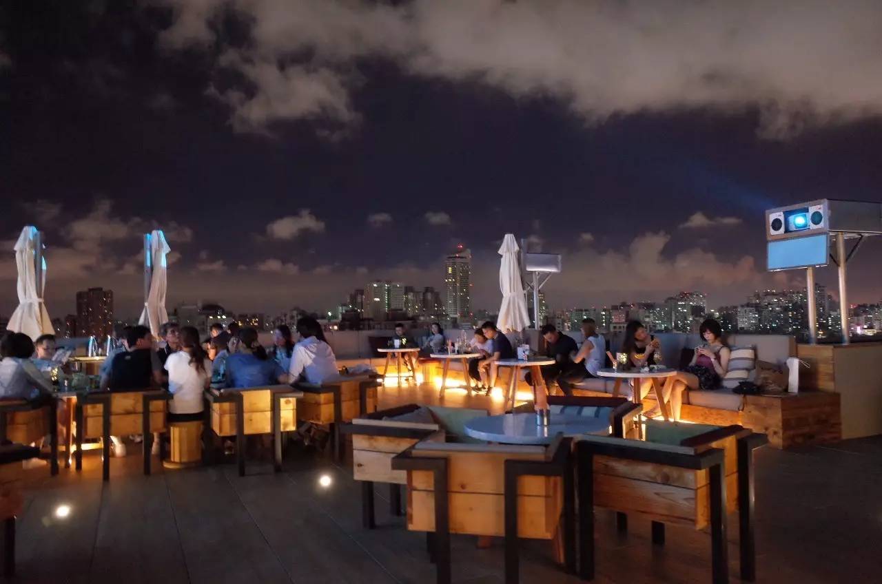 台湾到高雄的高铁体验,从台北到簋街