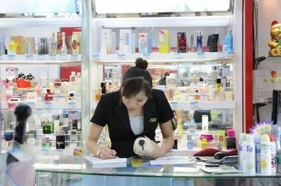 屈臣氏导购推销过程难以接受,屈臣氏导购提成几个点