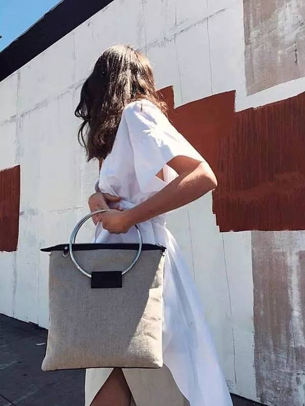 杨幂背过的包包,杨幂最近背过的包包