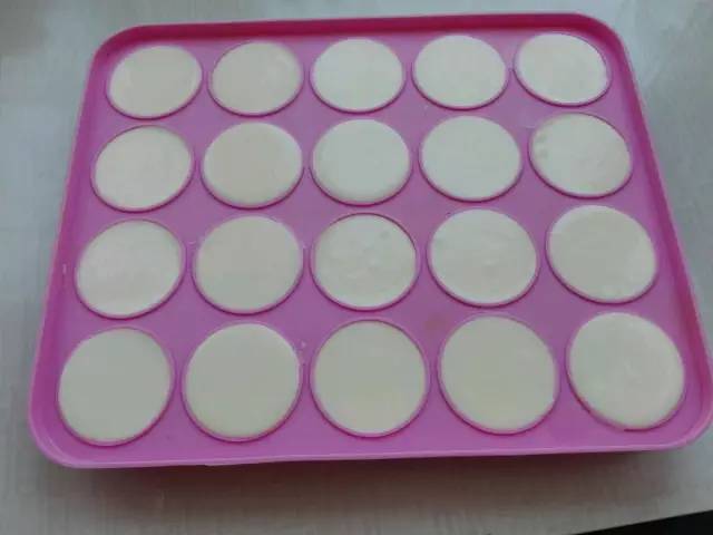 适合三岁孩子吃的冰淇淋做法,3岁孩子吃什么冰淇淋