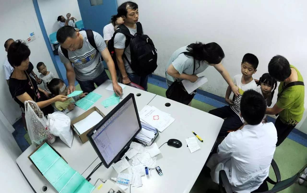 18岁的男孩身高不够怎么办,18岁男孩1米9怎么办