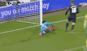 宇乐｜你们是来踢球的，还是来搞笑的？