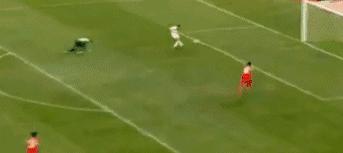 宇乐｜你们是来踢球的，还是来搞笑的？