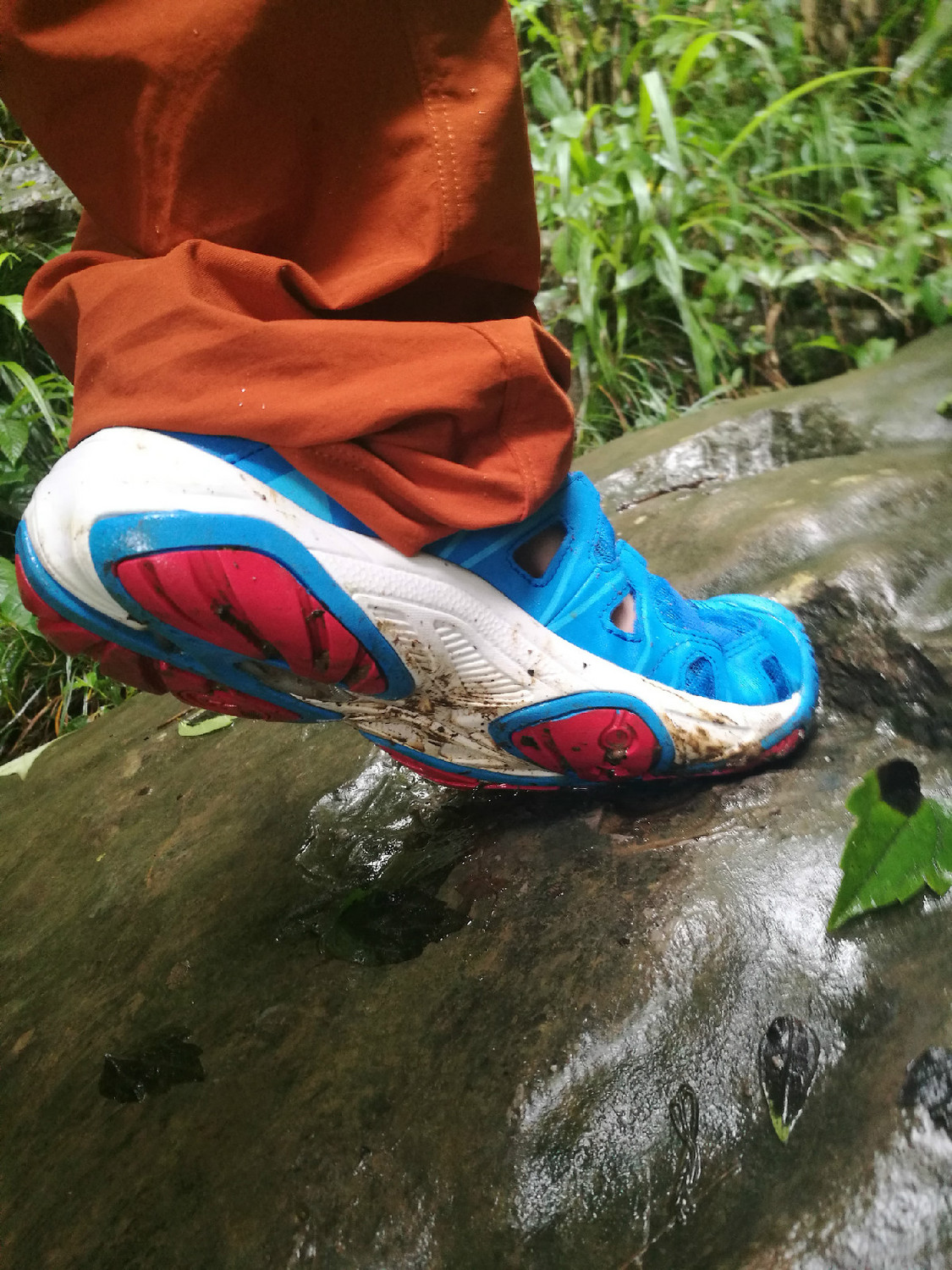 新款户外溯溪涉水鞋,新款溯溪鞋