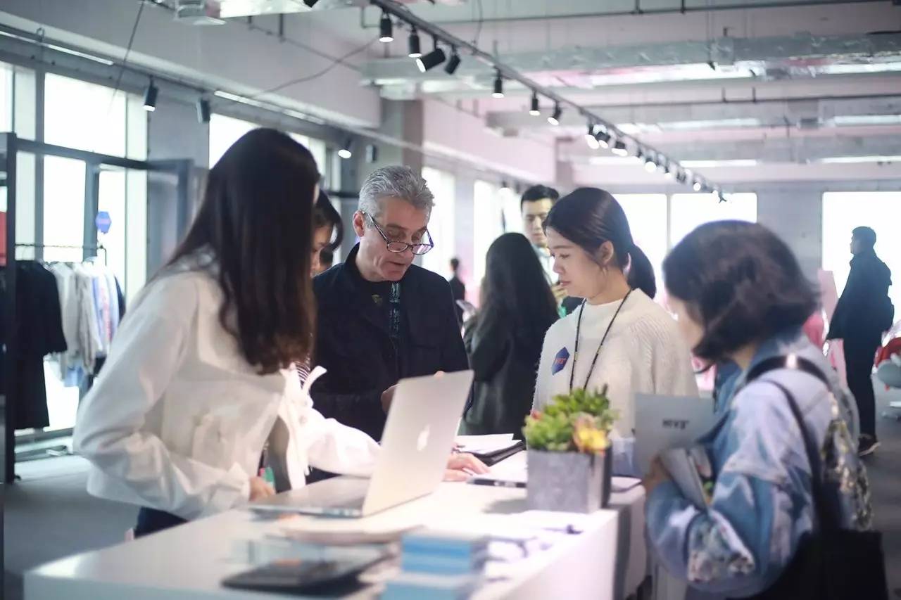 上海秋冬服装展,中国国际时装周服装服饰展