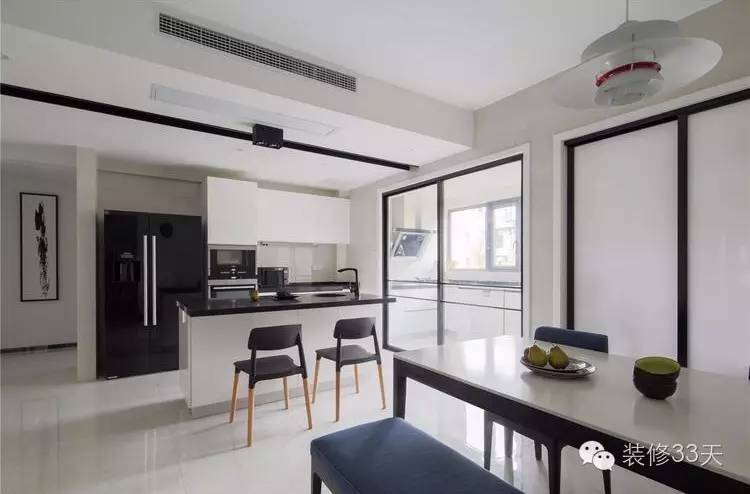 厨房冰箱预留位置可以有效散热,冰箱放厨房里有没有油烟