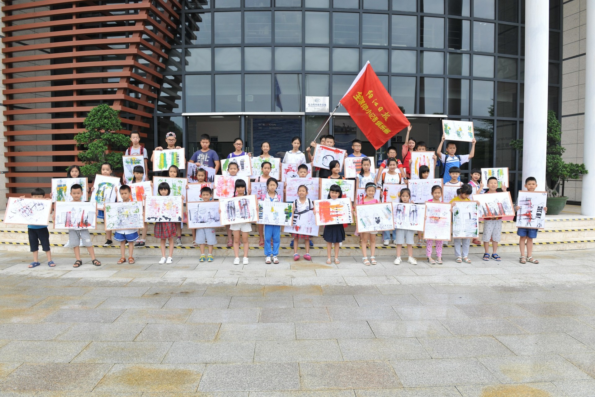 零距离领略大国重器,零距离感受非遗文化魅力