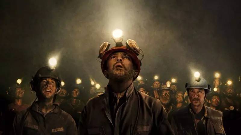 佳片｜地下700米他们用69天战胜了死神33次