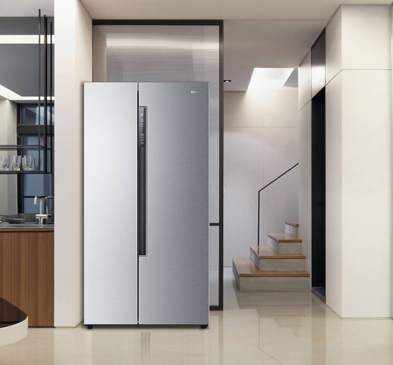 不说了，我赶紧把结霜的冰箱扔了！