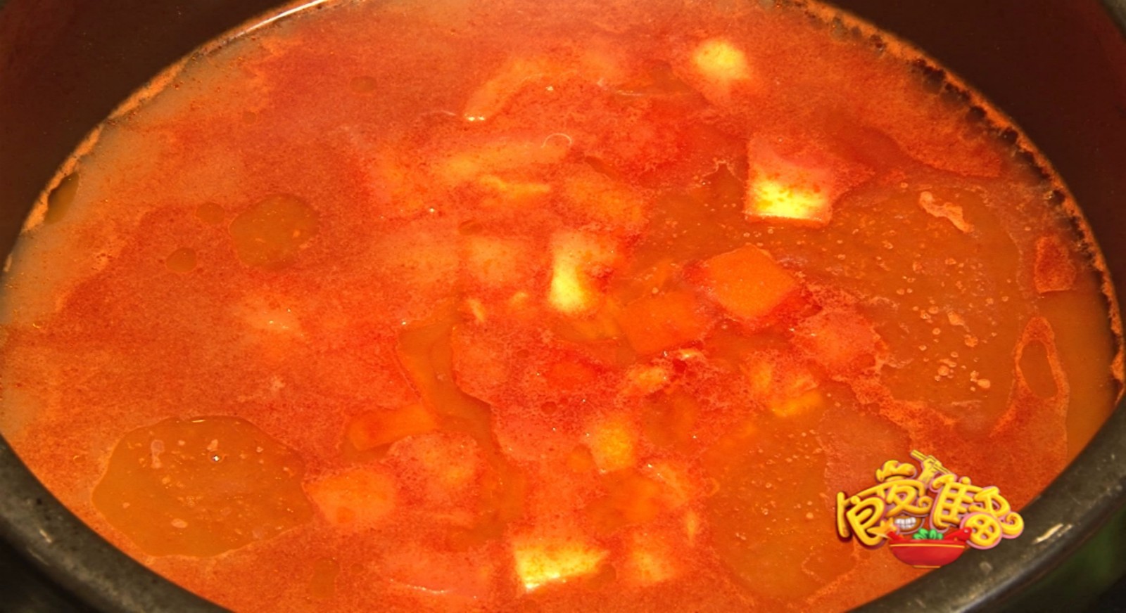 深圳超人气原生态过桥米线，每月卖出10万+碗！