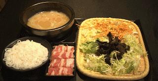 深圳超人气原生态过桥米线，每月卖出10万+碗！