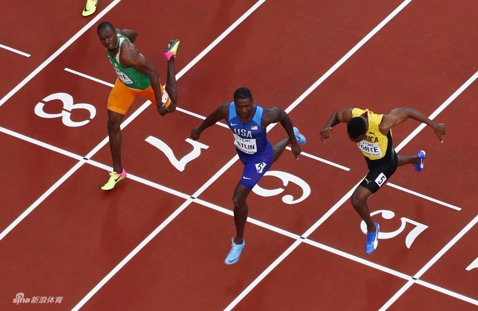 博尔特谢幕一战200米,博尔特百米告别战完整
