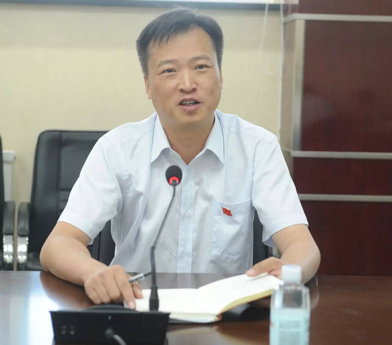 「热点关注」乌尔禾区与昆仑银行股份有限责任公司克拉玛依分行召开项目融资对接座谈会