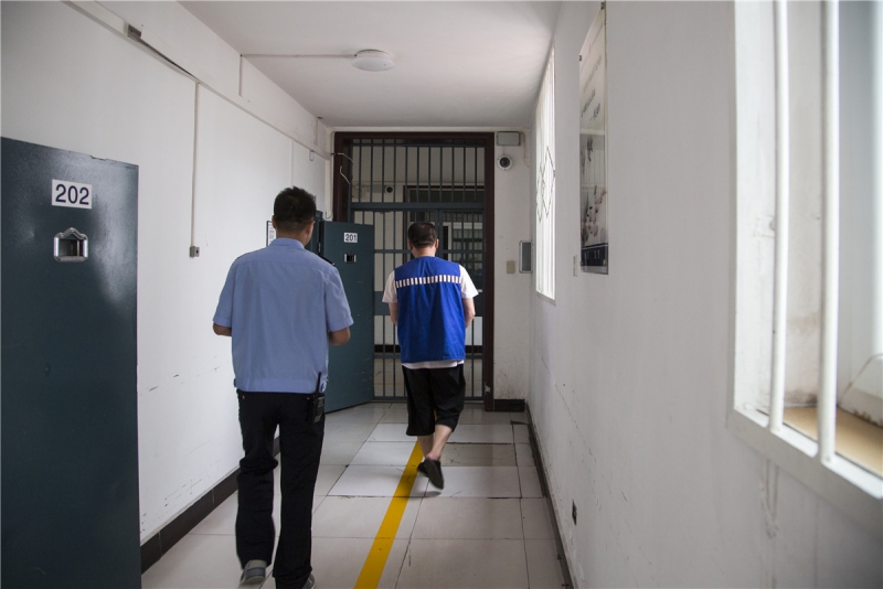 31张大图揭秘神木看守所民警的日常，不能带手机，15分钟巡视1圈