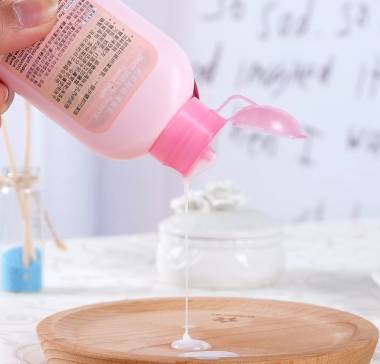 明星改善皮肤暗沉毛孔粗大,修复毛孔粗大明星推荐