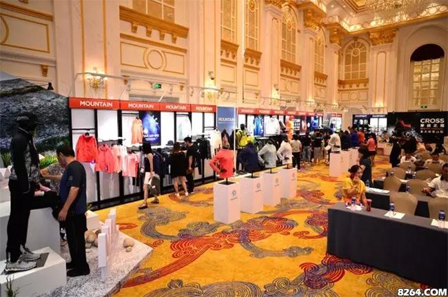 blackyak春秋运动套装,blackyak订货会