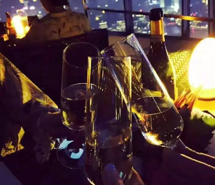 上海有小资情调的酒馆,上海五一必打卡小酒馆推荐