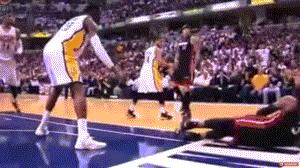 盘点那些影帝级表演,最经典的假摔