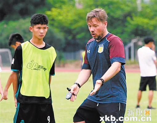 英国足球培训,英国足球青少年培训