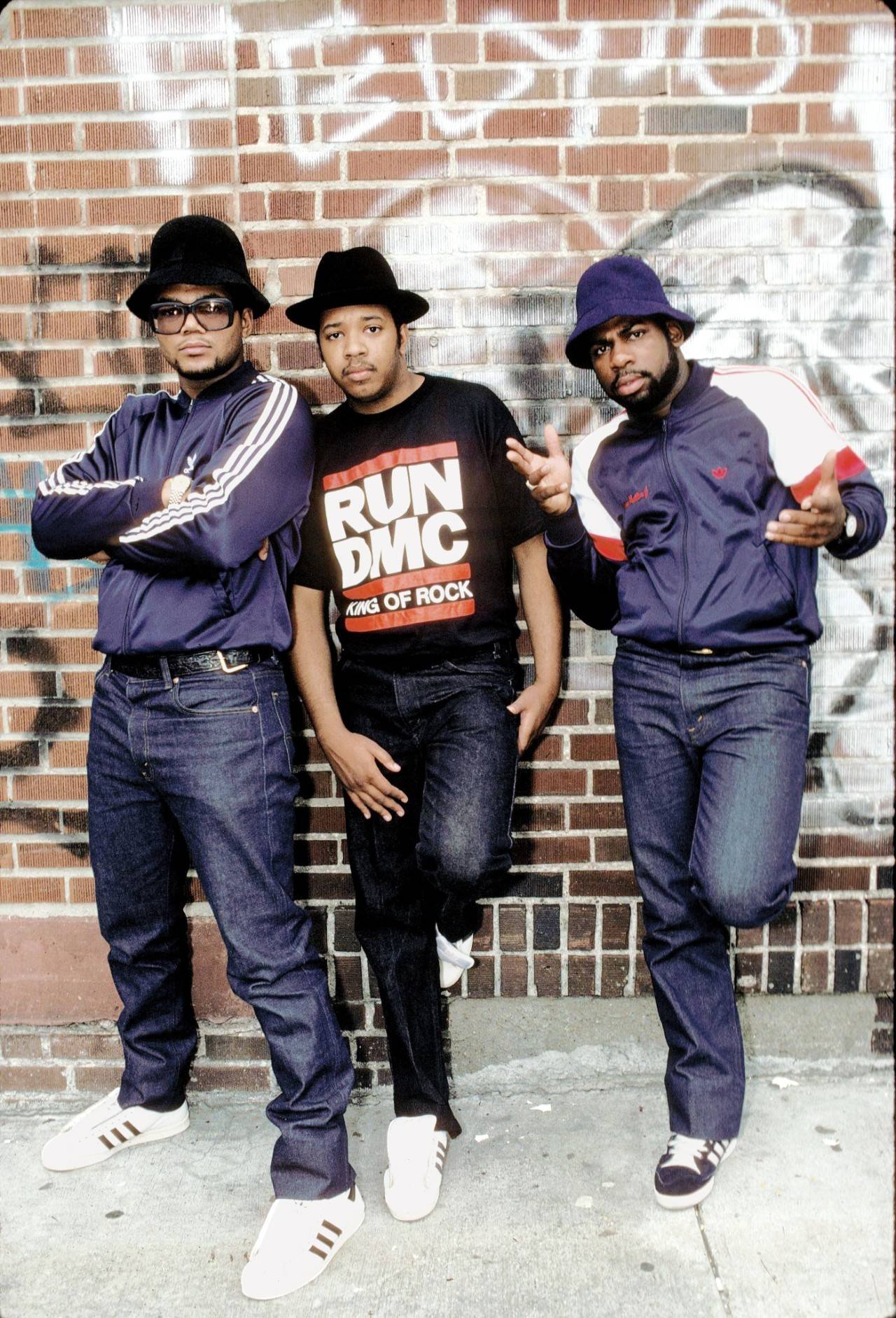 嘻哈界泥石流 (为什么嘻哈穿搭还在流行)