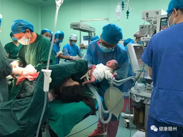 祝四胞胎心想事成,祝福双胎宝宝健康成长