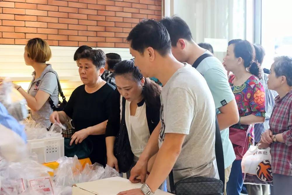 曹祥泰绿豆糕汉阳店,曹祥泰绿豆糕直播卖货第一名