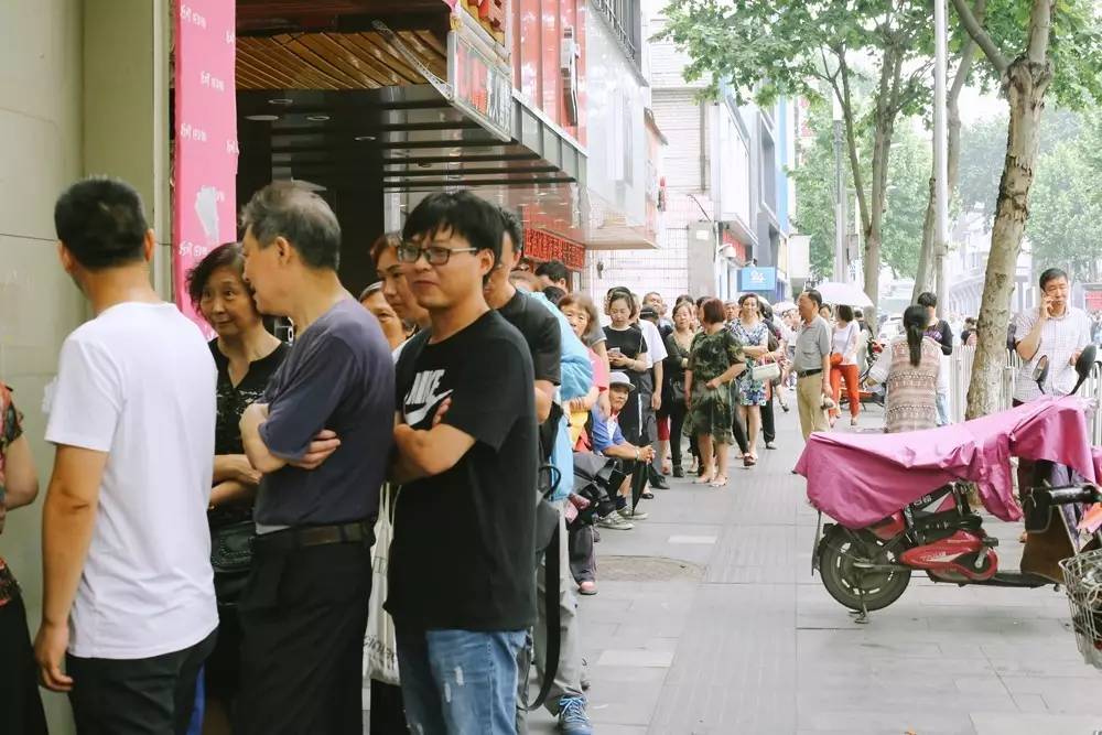 曹祥泰绿豆糕汉阳店,曹祥泰绿豆糕直播卖货第一名