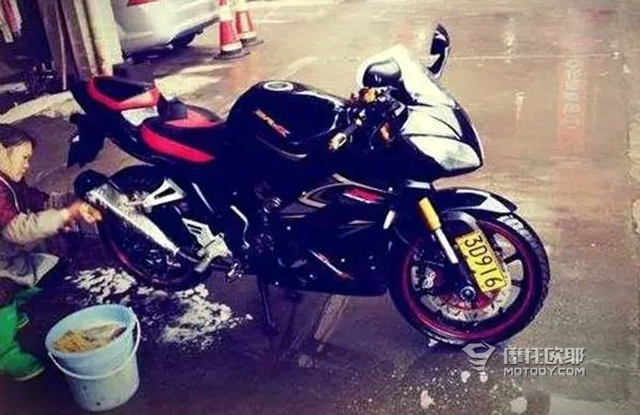 实用摩托车维修教程全套,修理摩托车诀窍大全