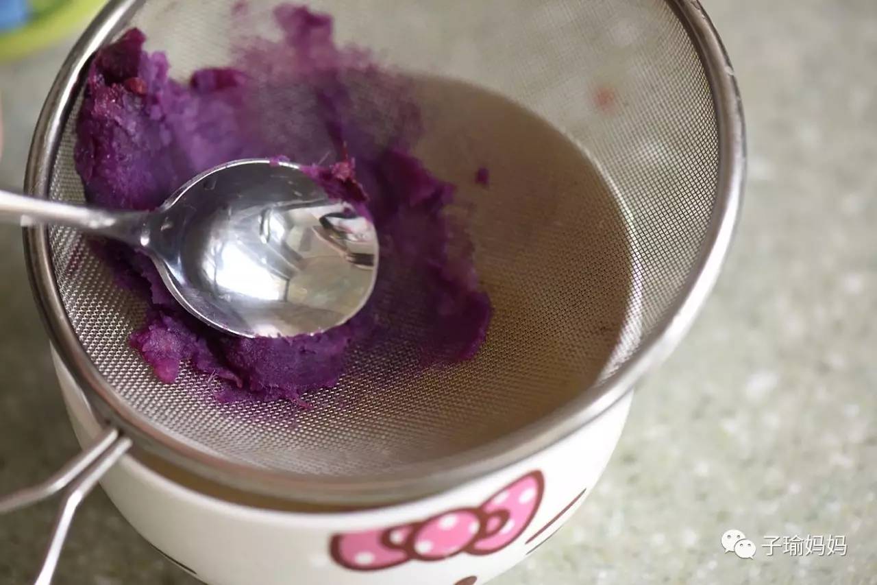 七月宝宝南瓜米糊辅食制作,宝宝辅食南瓜紫薯小米米糊