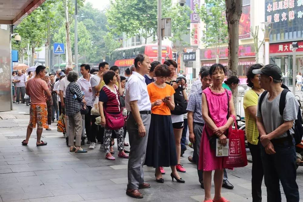 曹祥泰绿豆糕汉阳店,曹祥泰绿豆糕直播卖货第一名