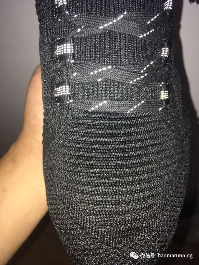 400左右又轻又有缓震的跑鞋,国产跑鞋大体重减震效果好的鞋