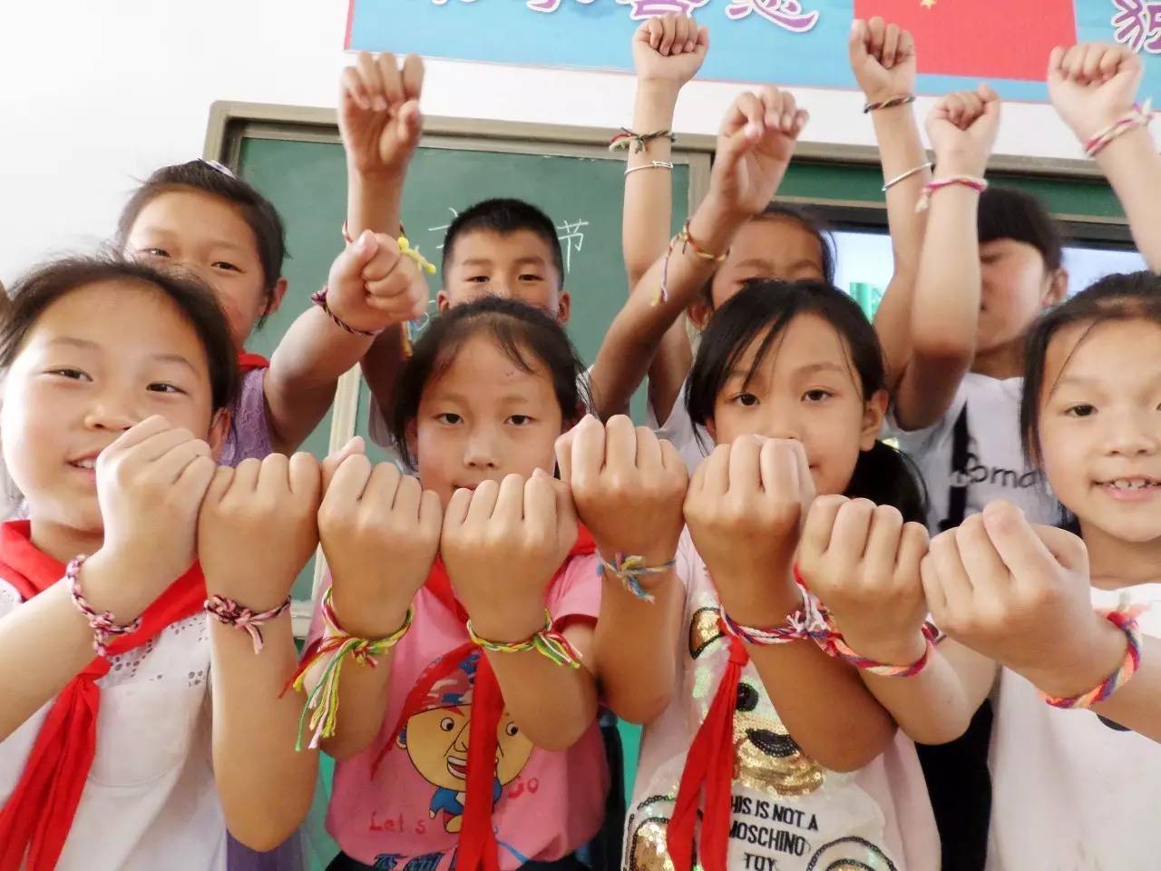 快乐童年放飞梦想诗歌,快乐校园梦想起航