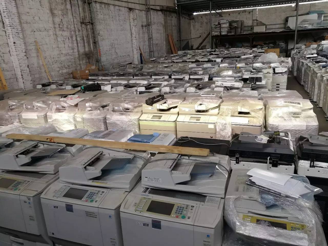 上海海关打掉走私团伙,打击二手走私复印机