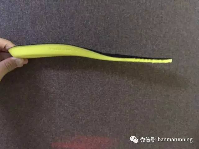 400左右又轻又有缓震的跑鞋,国产跑鞋大体重减震效果好的鞋