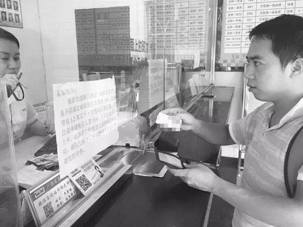 「新闻下午茶」求助！儿子意外死亡，儿媳离家出走，丈夫车祸身亡……北流六旬阿婆抚养五个未成年孙女！