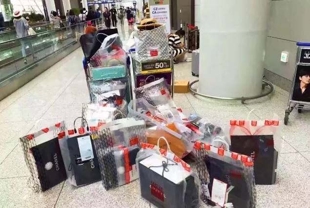 境外刷卡消费有什么需要关注的 (境外刷卡消费要关注什么)