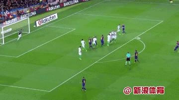 梅西半场一条龙突破送出精彩助攻,梅西首个帽子戏法名宿评价