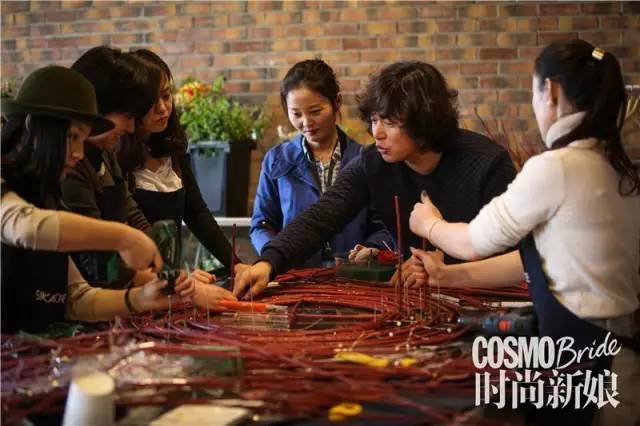 AlexChoi｜这位拿着偶像派人设的韩国大叔玩起花艺，还成了世界杯冠军！