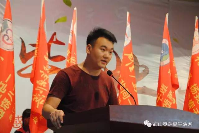 「青春关注」武山三中2017届高考表彰大会暨2018届高三级誓师大会隆重举行