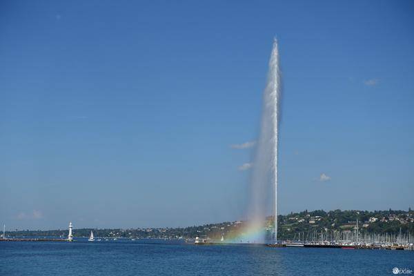 瑞士风光自驾游实景,在瑞士陪你看最美的湖光山色