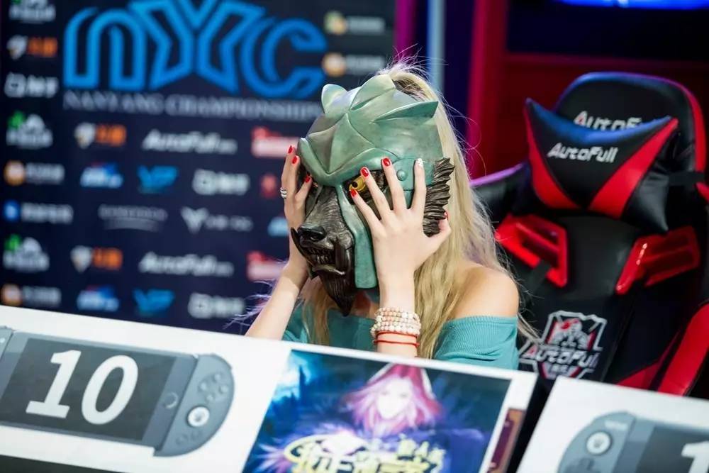 邮轮狼人杀,花5000元去电竞酒店