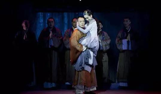 话剧艺人比明星艺人厉害,话剧艺人比影视艺人厉害