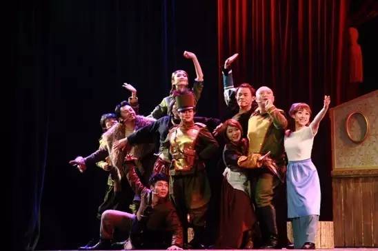 话剧艺人比明星艺人厉害,话剧艺人比影视艺人厉害