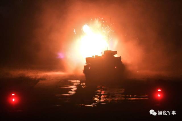 罗旭带你走进俄罗斯最酷炫军品展销会